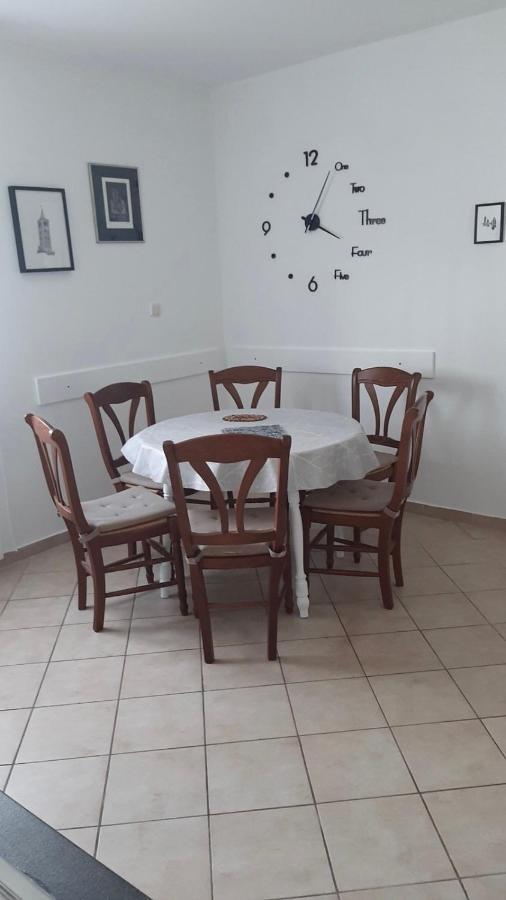 Apartment Tea Раб Экстерьер фото